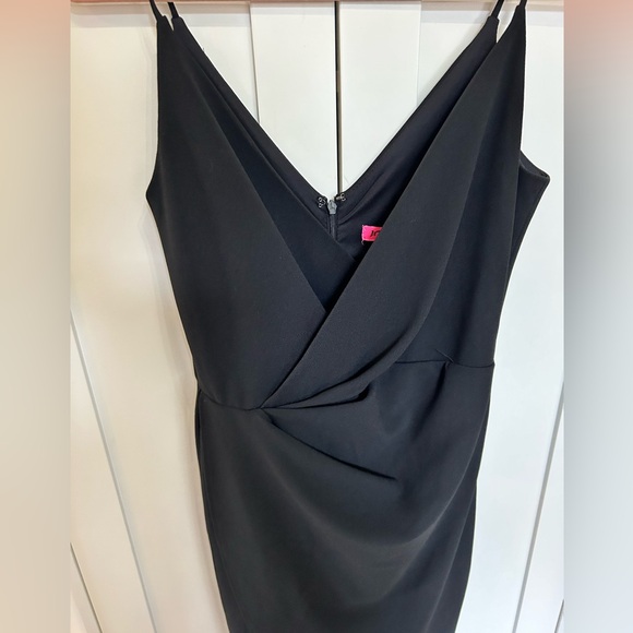 BETSEY JOHNSON Revved up faux wrap tulip hem cocktail party dress black  sz 2 - Picture 3 of 6